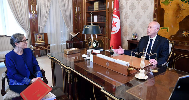 رئيس الدولة يتباحث مع رئيسة الحكومة عوائق تنفيذ القرارات