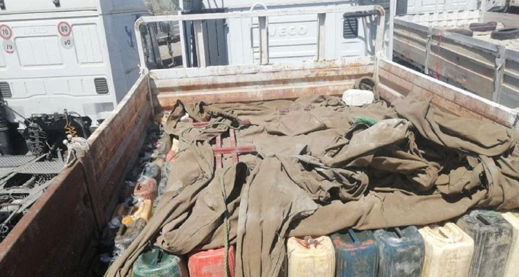 الأمن الليبي يحبط تهريب 80 ألف لترا من المحروقات نحو تونس 