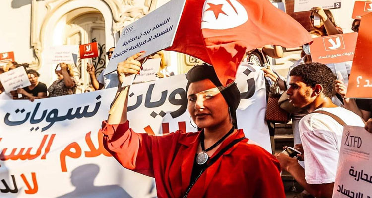 هيومن رايتس وتش تتهم رئيس الدولة بـ''الاستهزاء'' بحقوق المرأة