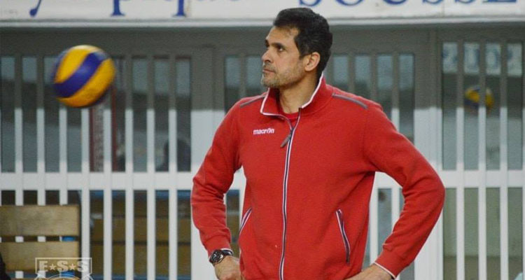نور الدين حفيّظ يعود إلى تدريب النجم الرياضي الساحلي 