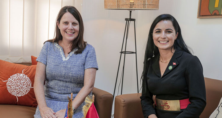 نائبة السفير الأمريكي تناقش مع ألفة الحامدي التطورات السياسية بتونس 