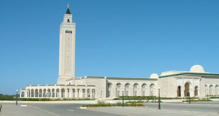 جامع أنس بن مالك بقرطاج يشكو التخريب والإهمال (فيديو)  