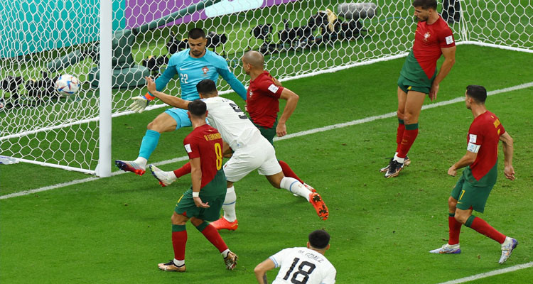 البرتغال تمر إلى الدور الموالي وتعبّد طريق الانسحاب للأوروغواي 