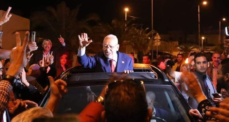 قاضي التحقيق يبقي على راشد الغنوشي بحالة سراح 