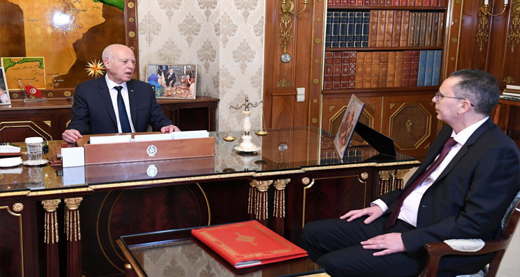 رئيس الدولة لا تسامح مطلقا مع من يستولي على الملك العام 