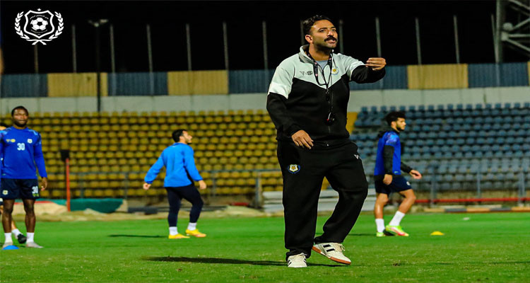 ميدو يباشر مهامه كمدرب أول لنادي ''الدراويش'' 