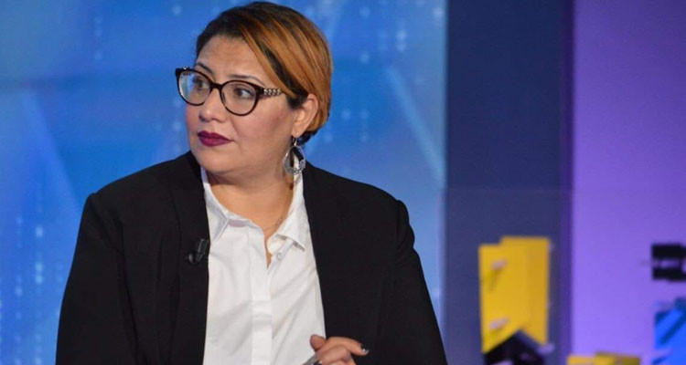 جمعية النساء الديمقراطيات تدين طرد الجزائر لرئيستها السابقة يسرى فراوس 