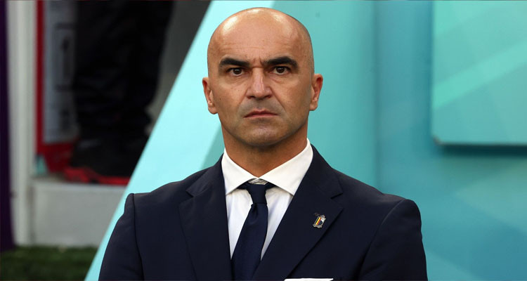 مدرب الشياطين البلجيكية يرمي المنديل 