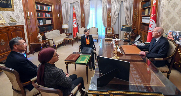 رئيس الدولة: الغلاء والاحتكار وافتعال الأزمات ظواهر يجب أن لا تتواصل 