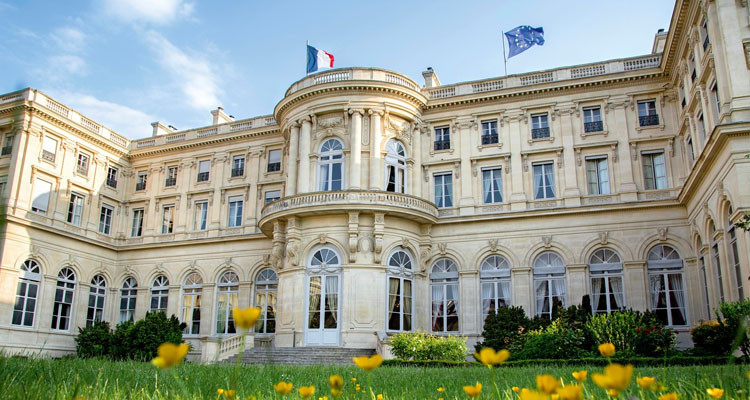 الخارجية الفرنسية: تأجيل صندوق النقد النظر في ملف تونس أمر ''مقلق'' 