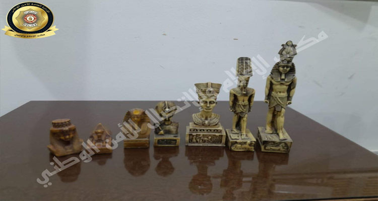 صفاقس: القبض على نفر يعرض آثارا فرعونية للبيع عبر شبكة الأنترنات 