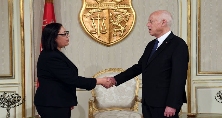 رئيس الدولة لوزيرة التجارة الجديدة: طبقي القانون ولا تخشي في الحق لومة لائم 