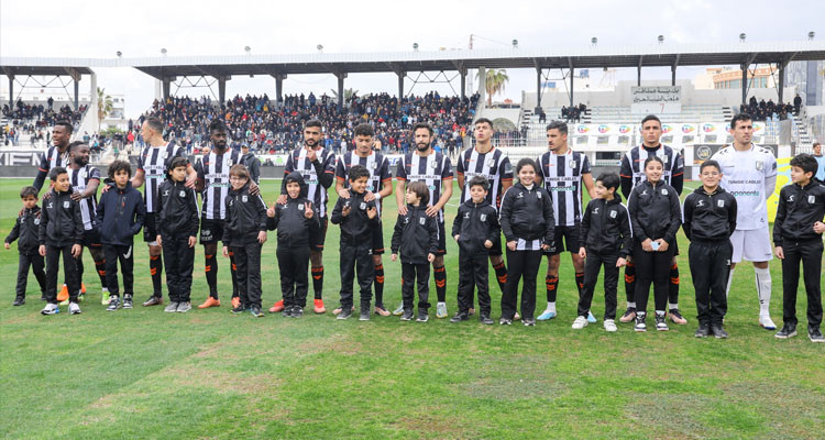 لاعبو النادي الصفاقسي يضربون عن التمارين 