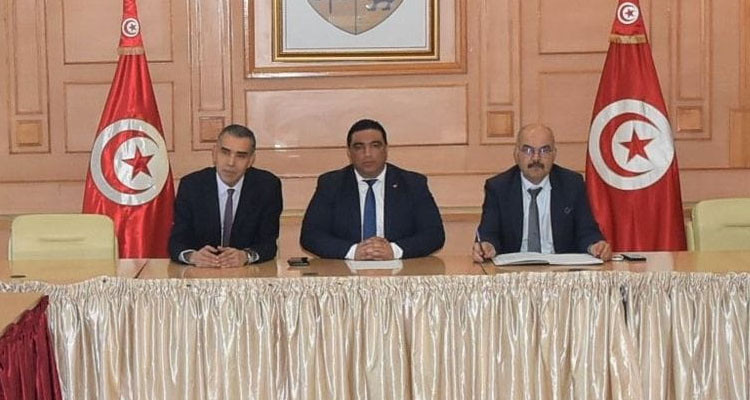 والي بن عروس يطالب بالقطع مع عقلية ''أرجع غدوة''