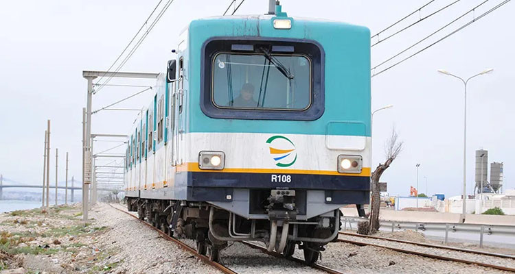 رئيس الدولة يوافق على قرض تجديد عربات الخط الحديدي تونس – المرسى 