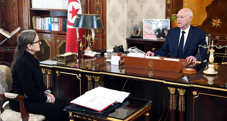 رئيس الدولة: أتساءل هل أن التزوير يندرج ضمن حرية العمل النقابي ؟ 