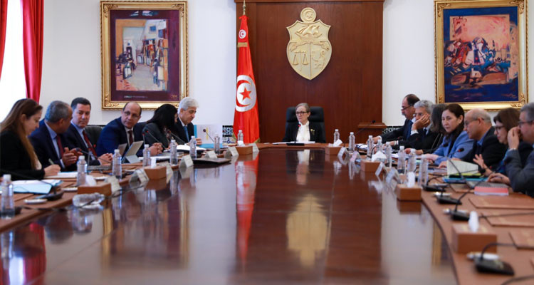 بودن تشرف على مجلس وزاري بشأن شركة فسفاط قفصة 