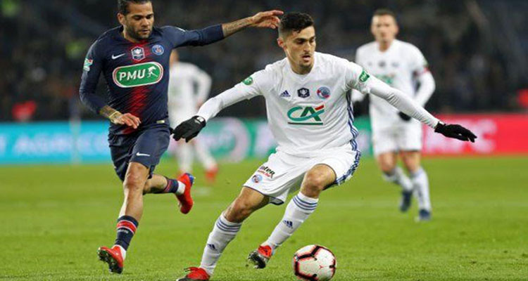 رفضيكلف اللاعب معتز الزمزمي الاقصاء من قبل مدربه 