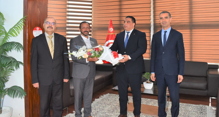 صاحب ''الفيل الهدية'': أشكر والي بن عروس وقريبا أهدي البلفيدير زرافة وكنغر