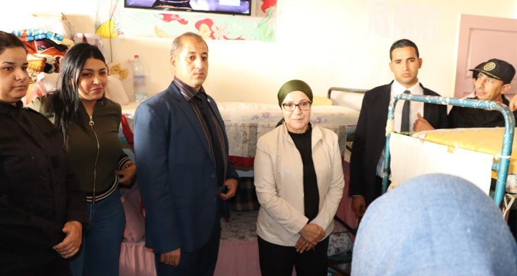 وزيرة العدل تزور سجن المسعدين وتعاين ظروف إيداع المساجين 