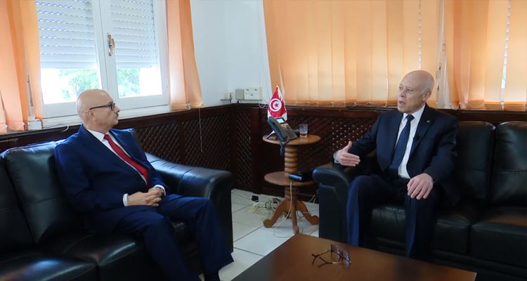 رئيس الدولة: المتلاعبون بقوت التونسيين معروفون بالأسماء (فيديو) 