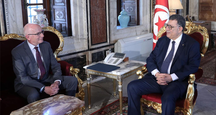 سفير الاتحاد الأوروبي يعرب عن ارتياحه لتنصيب البرلمان الجديد بتونس