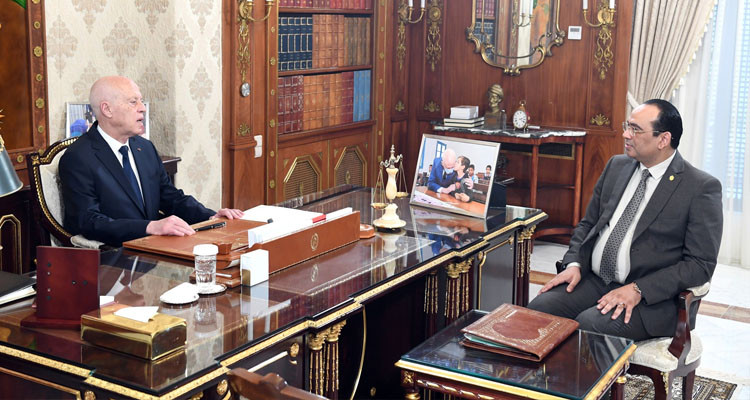 رئيس الدولة يوصي بتوفير الإحاطة والرعاية لفائدة حجاجنا الميامين 