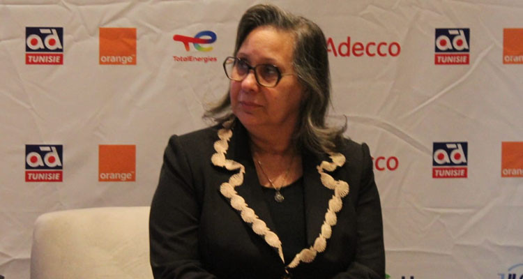 رئيس الدولة ينهي مهام وزيرة الصناعة والمناجم والطاقة