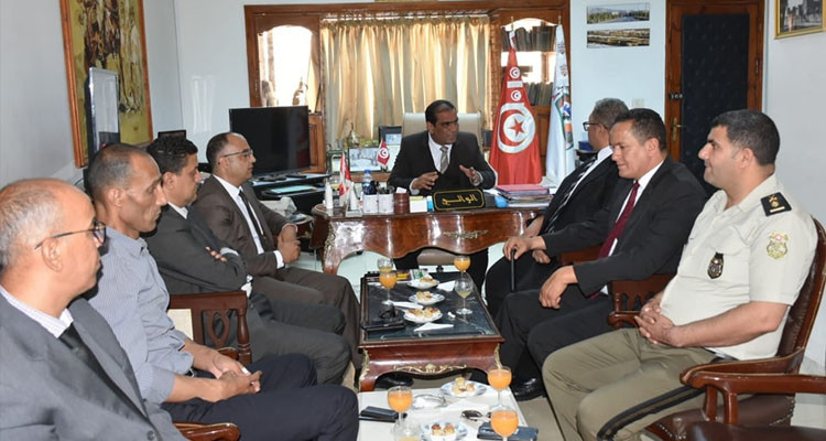 والي قفصة يشرف على تنصيب معتمد المتلوي الجديد