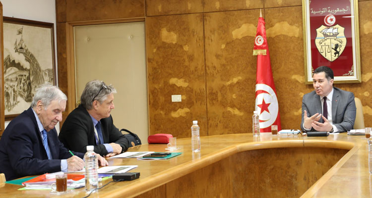 وزير النقل لوفد البنك الدولي: وضعية ''الشمينو'' تتطلب اتخاذ إجراءات عاجلة 