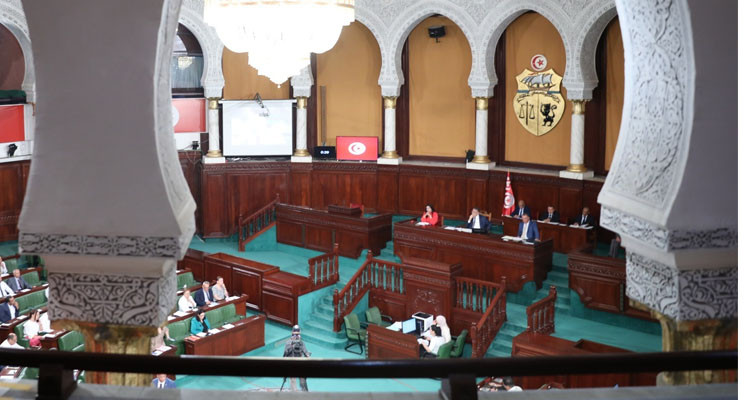 البرلمان يعرب عن قلقه من تطور الخلاف بين وزارة التربية وشريكها الاجتماعي