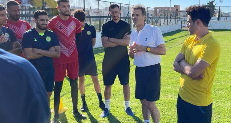 خالد بن يحي يشرف على أول حصة تدريبية له مع مستقبل المرسى