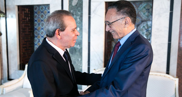 رئيس الحكومة يستقبل وزير الاقتصاد والتجارة الليبي