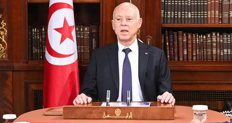 رئيس الدولة يتحول في زيارة غير معلنة إلى حمام بنت الجديدي