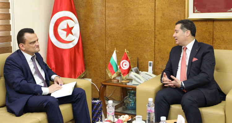عزم تونسي مشترك على تعزيز التعاون في قطاع النقل واللوجيستيك
