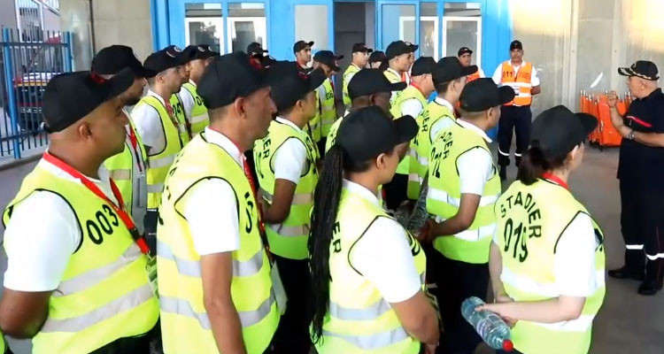 الجامعة تشرع تجريبيا في الاعتماد على أعوان حراسة الملاعب
