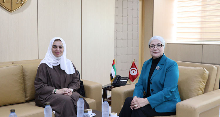 وزيرة العدل تستقبل السفيرة الإماراتية بتونس 