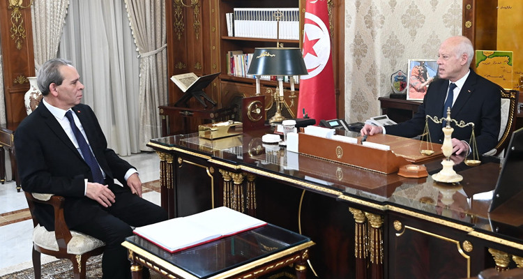 رئيس الدولة يتابع تنفيذ الأمرالمتعلق بالتدقيق في انتدابات العشرية الماضية