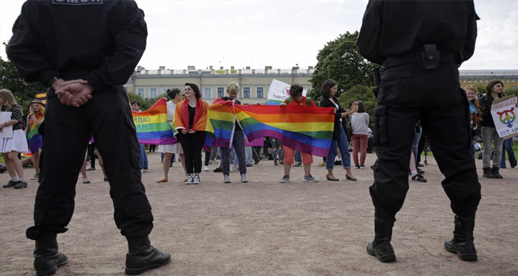 روسيا تستعد لتصنيف جمعيات المثلية في خانة ''التطرف'' ومنع أي نشاط لها على أراضيها