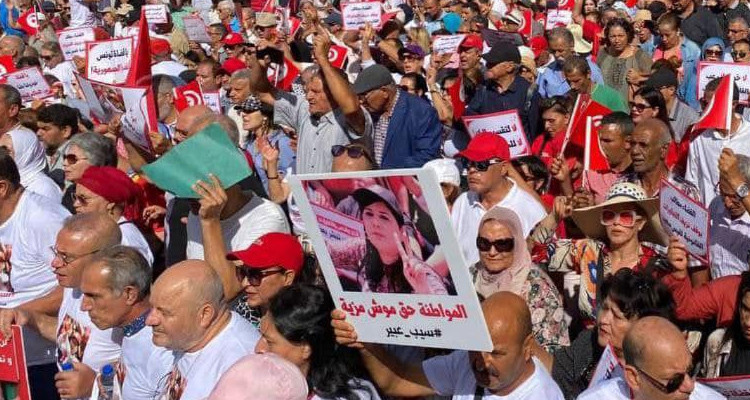 أنصار الدستوري الحر يطالبون بإطلاق موسي ويتحدثون عن مؤامرة لإقصائها من الرئاسيات