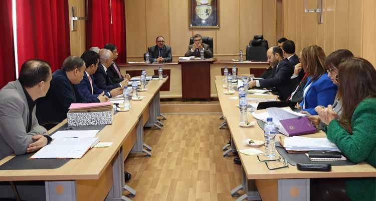 الرئيس والأعضاء الجدد لمجلس المنافسة يؤدون اليمين قبل مباشرة مهامهم