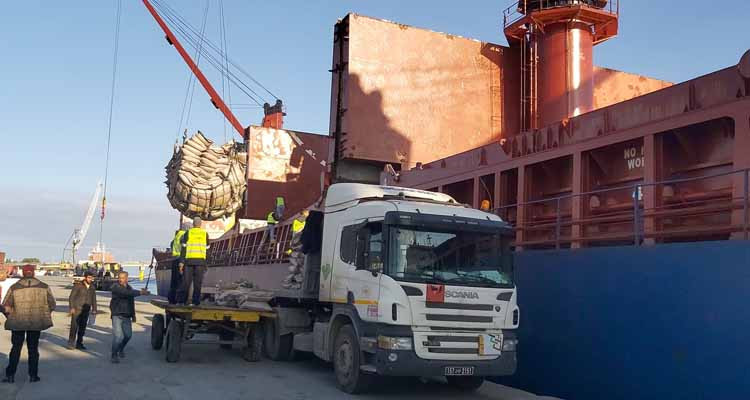 رسو باخرة محملة بـ23 ألف طن من السكر بميناء بنزرت