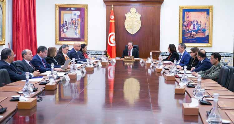 رئيس الحكومة يتابع مفاوضات إنجاز مشاريع انتاج الكهرباء من الطاقات المتجددة
