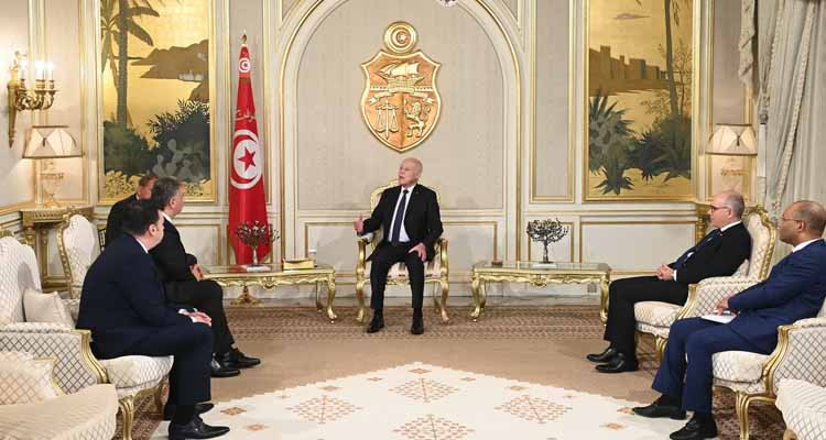 رئيس الدولة يتسلم أوراق اعتماد عدد من سفراء الدول الصديقة والشقيقة