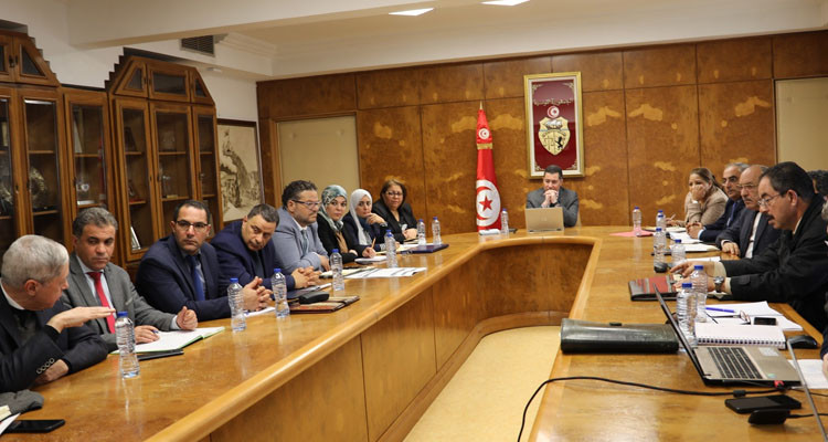 وزير النقل:سنتتصدى فورا لكل من يعطل انجاز مشروع الخط الحديدي بالقباعة