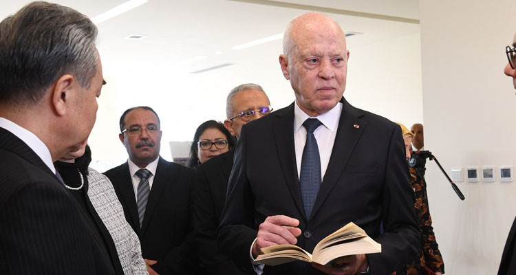 رئيس الدولة يصدر أمرا يقضي بتمديد أعمال لجان التدقيق في عمليات الانتداب