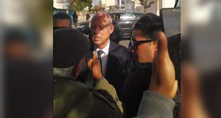 رئيس الدولة يؤدي زيارة غير معلنة إلى معتمدية الوسلاتية