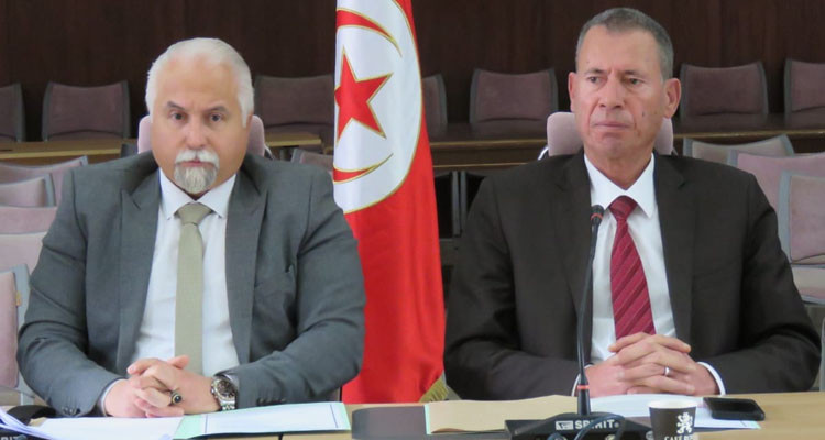 والي منوبة يستعرض حصيلة العمل الرقابي ويشدد على ضرورة تكثيفه