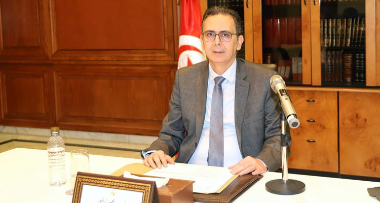 وزارة أملاك الدولة توافق على  تسوية ملفات 38 عقارا بين تفويت واقتناء