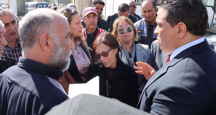 والي بن عروس يشرف على استعادة قطعة أرض استولى عليها مواطن منذ 2011